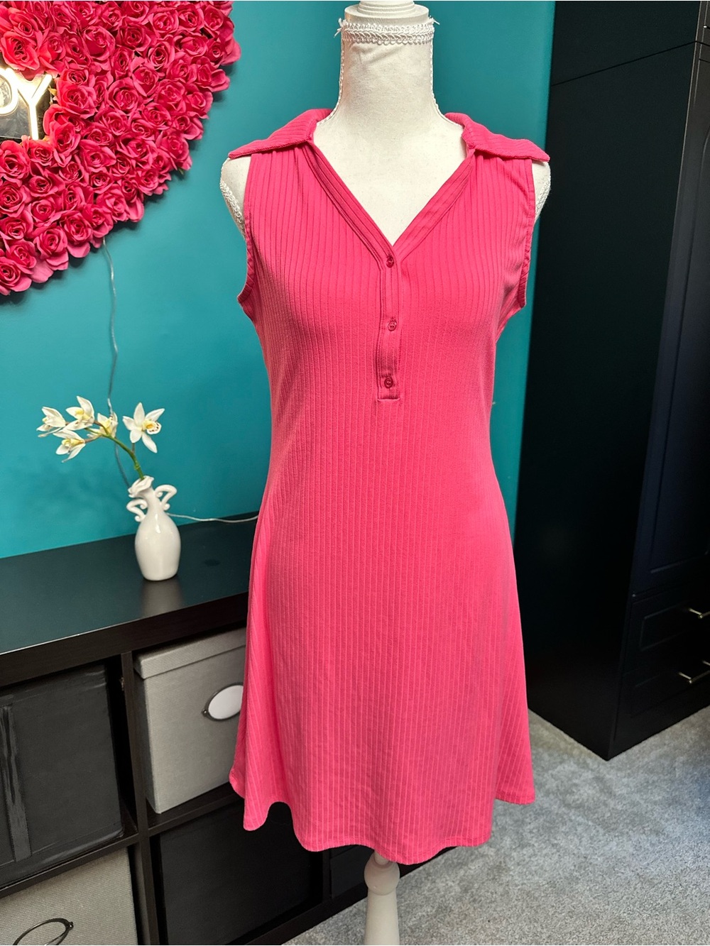 Sleeveless Ribbed V-Neck Polo Dress in Bright Pink